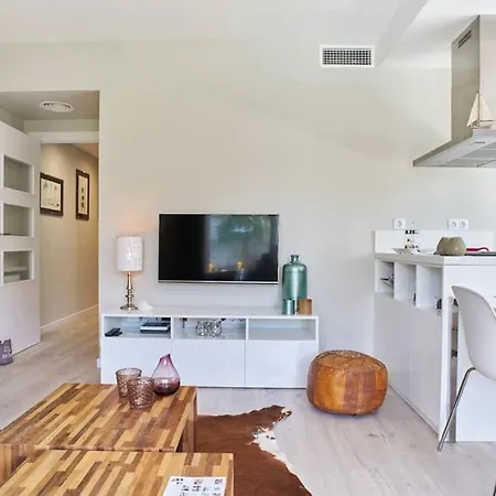Pure Pool Sensation Apartment